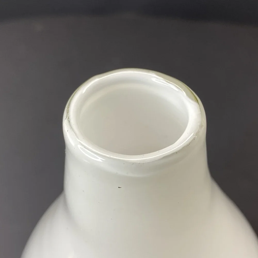 White Vase‎ Teardrop Art Glass Minimalist Clean Handblown Heavy 7 1/4